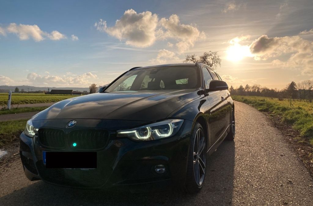 BMW 330
